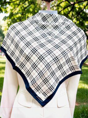 New  Burberry Mini Scarf 19.5" Cotton/Silk  Ivery black white red check ( 92
